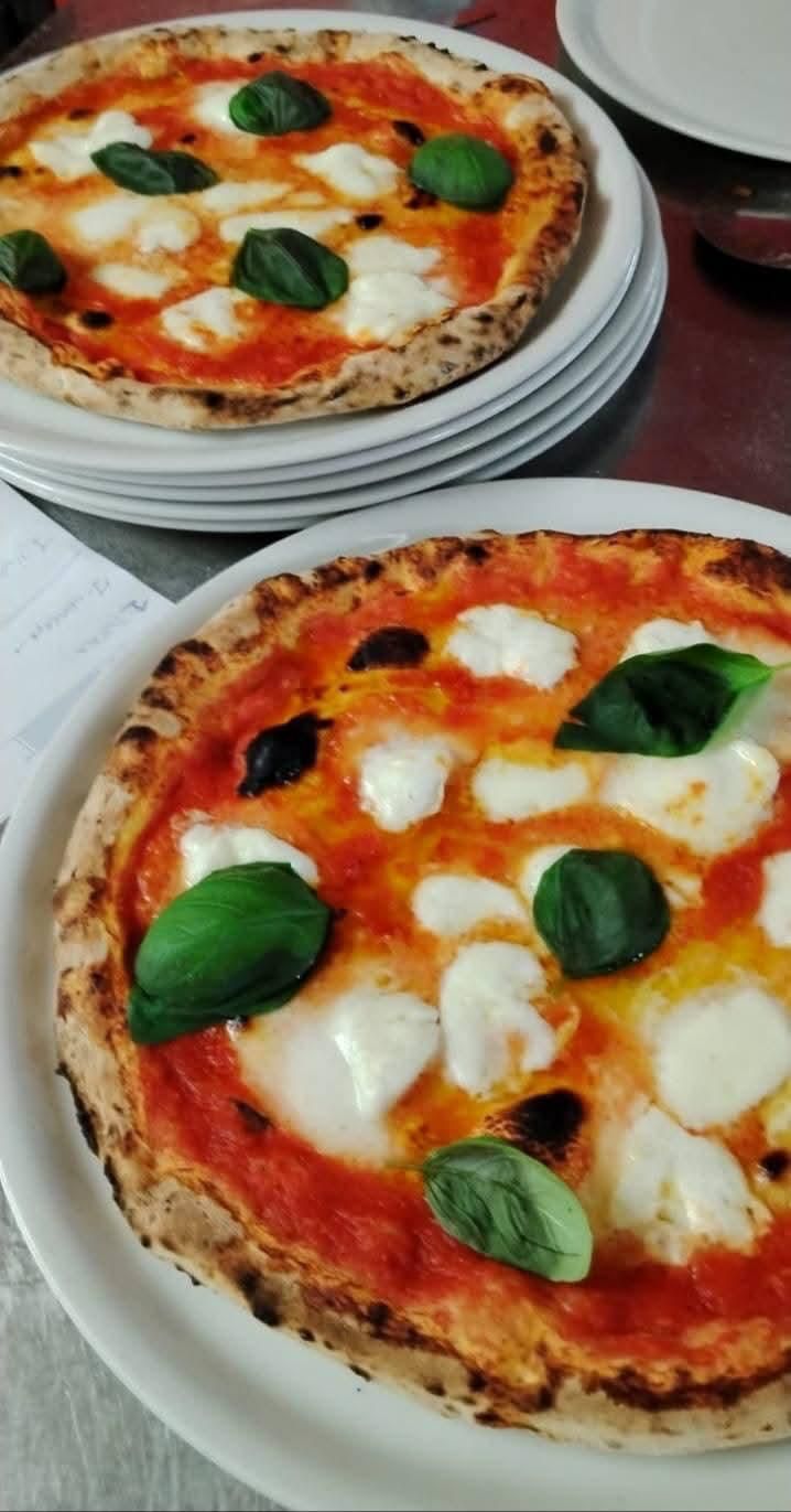 Crispy Pizza Margherita